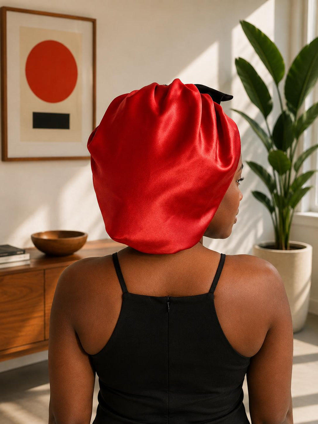 Bonnet de nuit en satin rouge & Noir avec ruban.